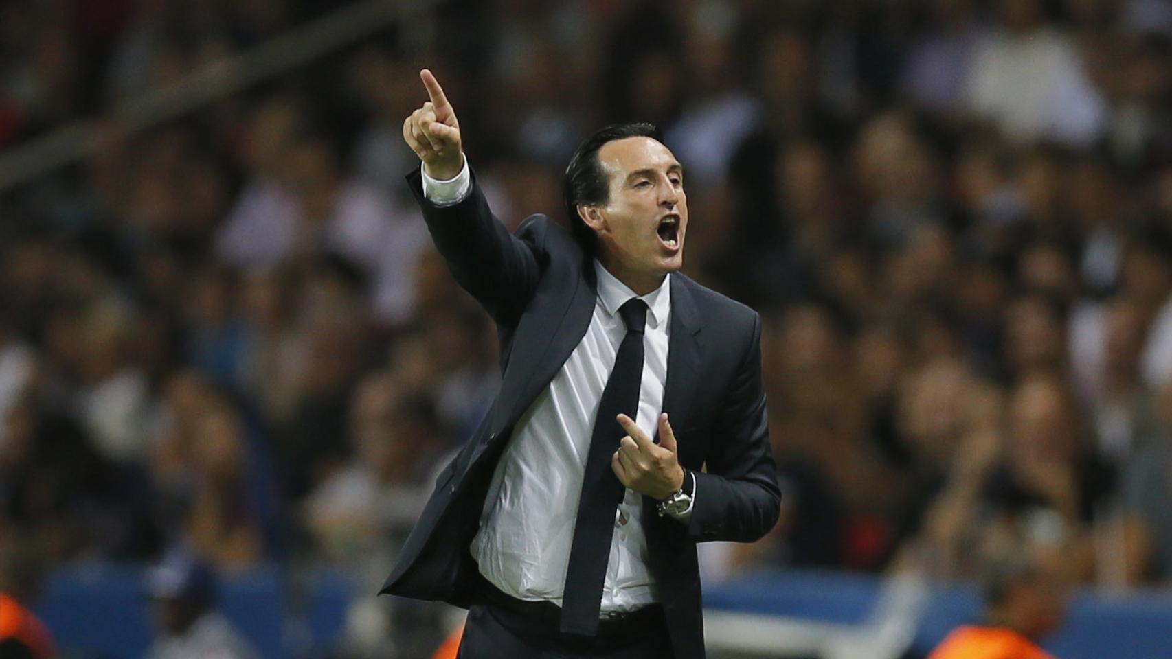 Unai Emery en el último partido de Champions del PSG.