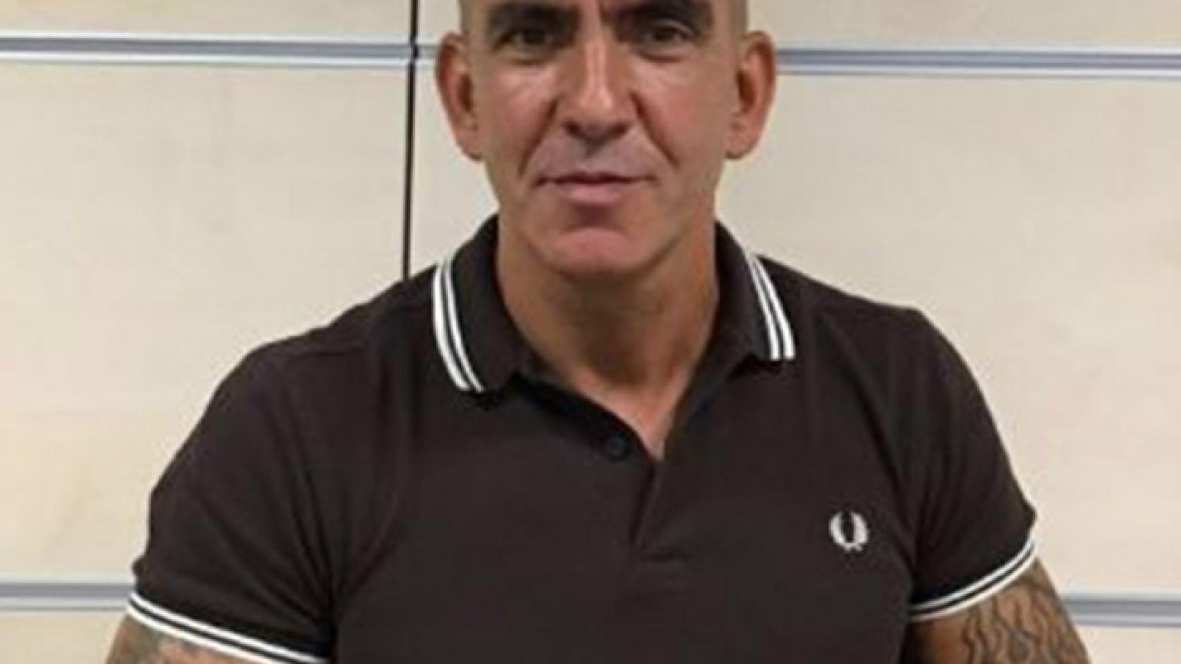 Di Canio enseña un tatuaje en honor a Mussolini en televisión