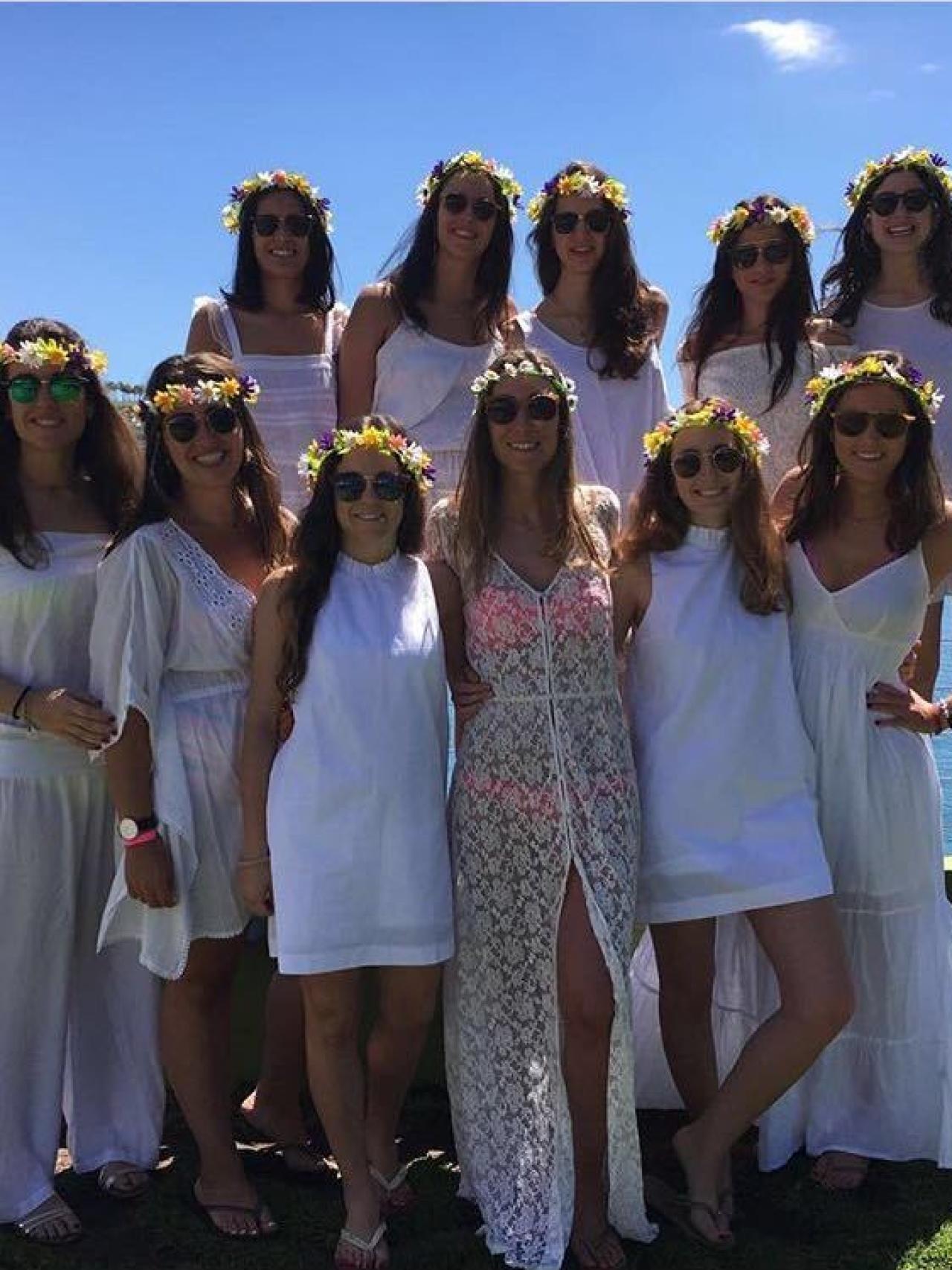 Fiesta ibicenca durante la despedida de soltera