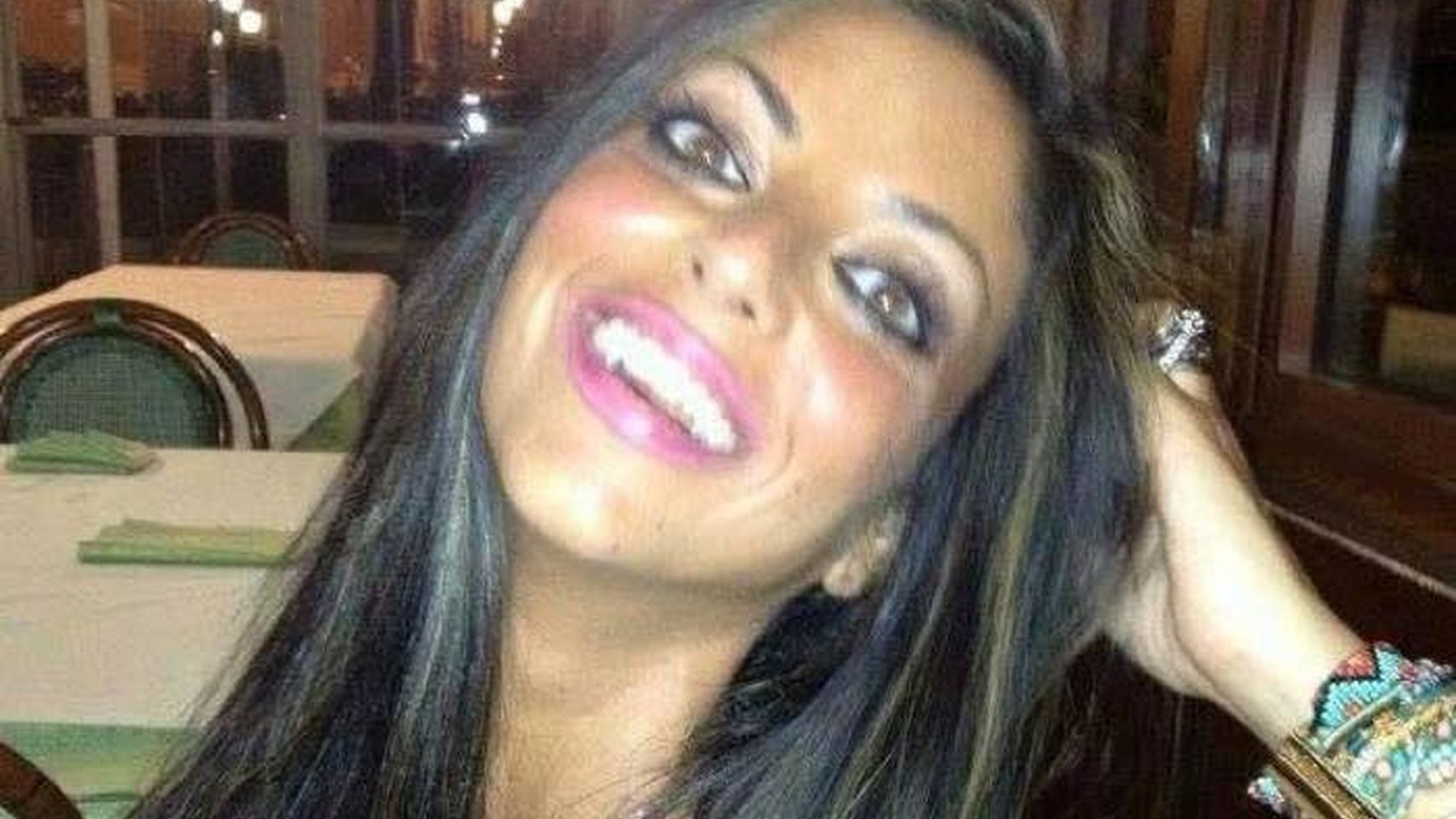 Investigan a cuatro hombres por el suicidio de una italiana tras grabar un vídeo erótico.