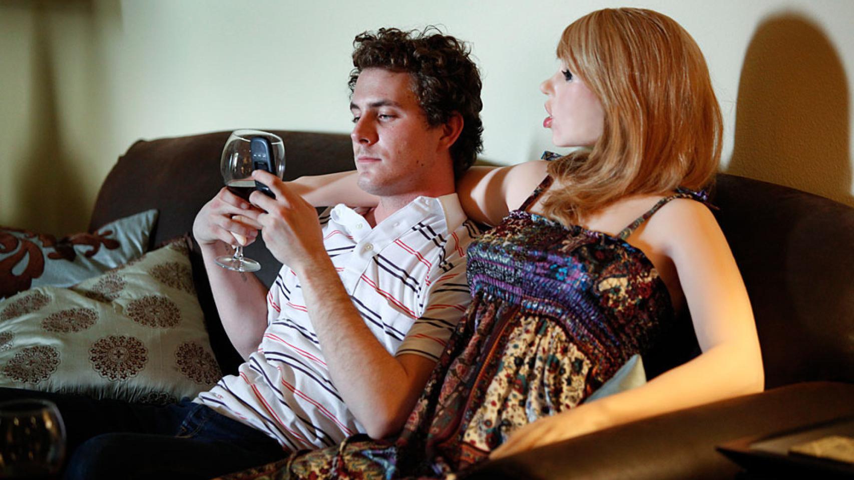 Una cita con Roxxxy, la robot sexual con cierta inteligencia emocional.