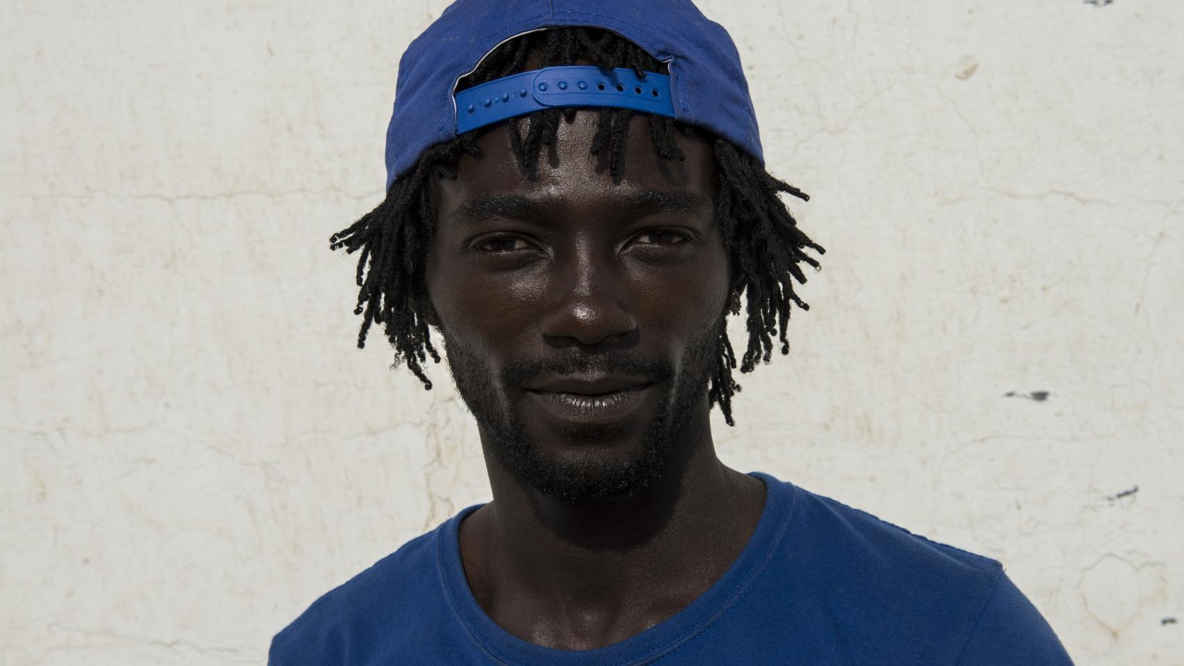 Guengane Yannick habla francés, inglés y ha estudiado informática.