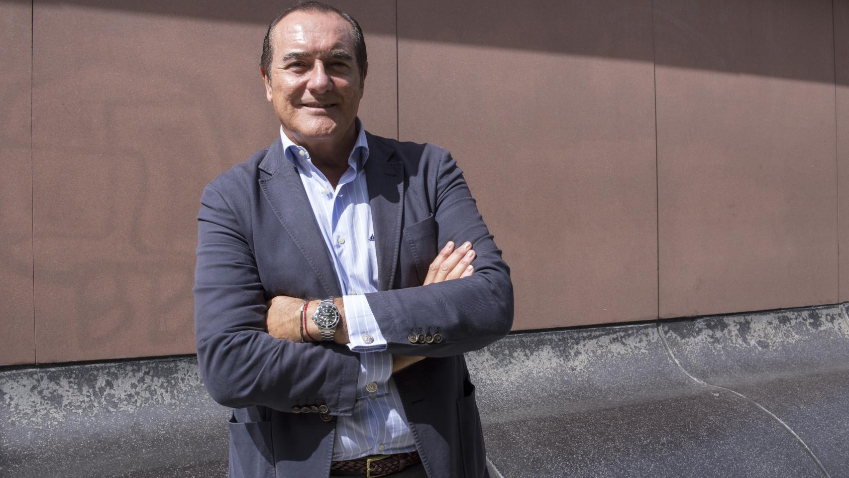 Jiménez ha pasado por la Ser, cadena Cope y RNE.