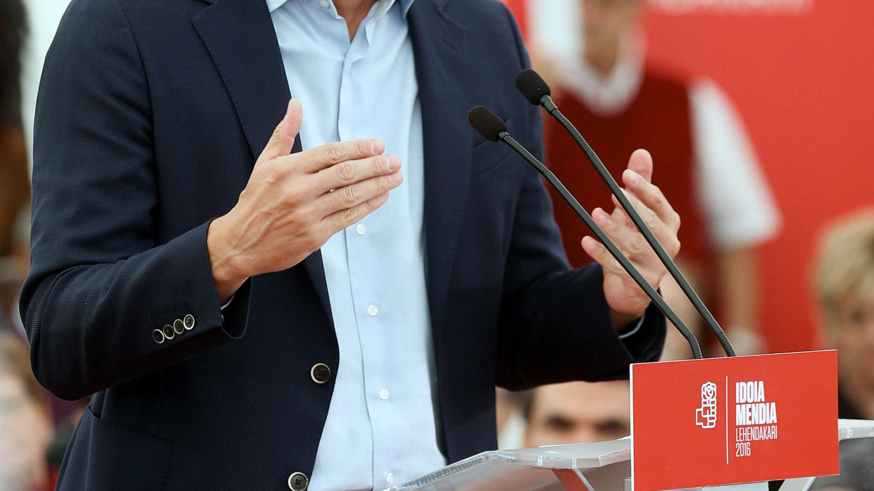 Pedro Sánchez, en un mitin en el País Vasco.