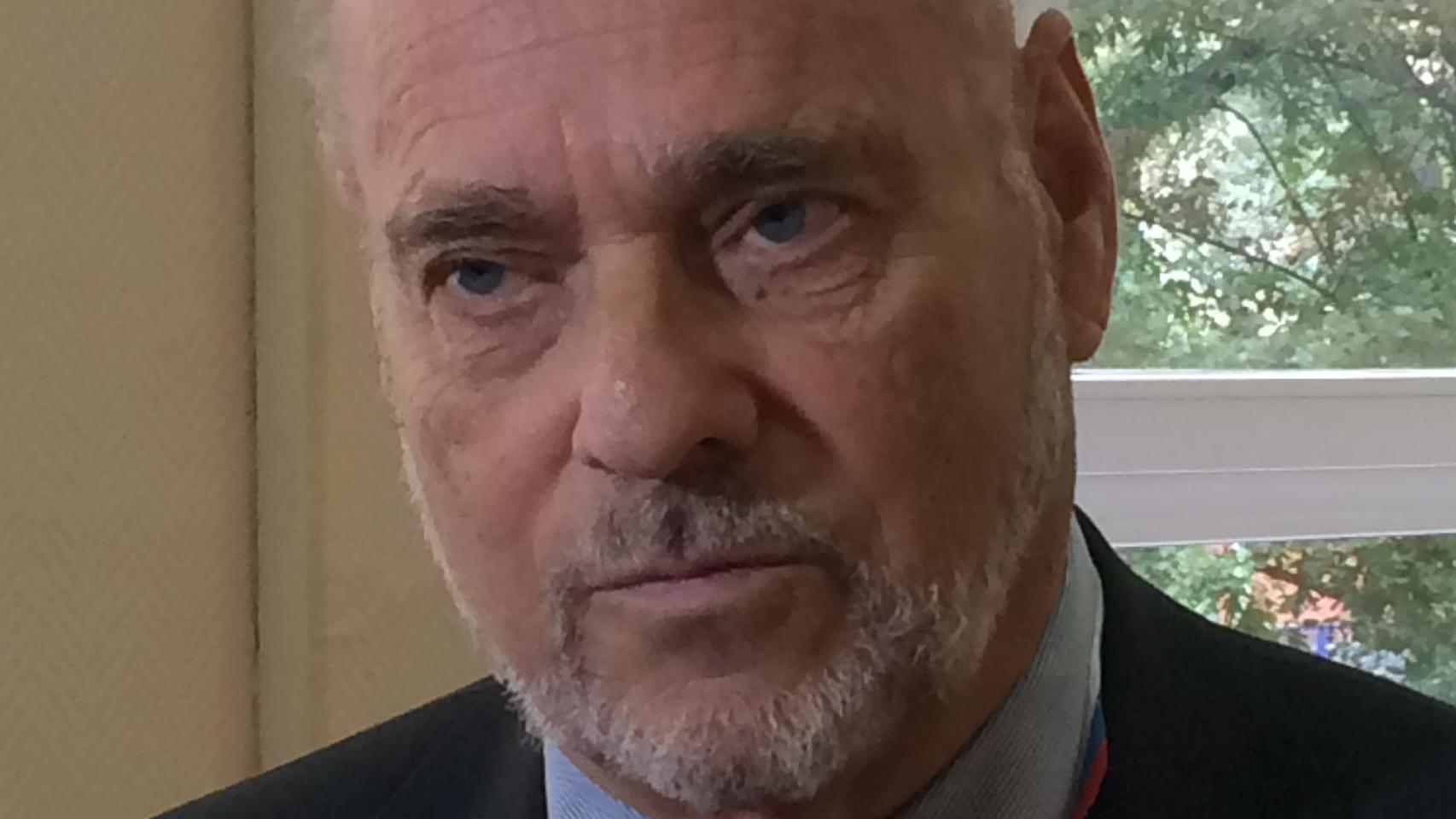 Jan Peterson, el jefe de la misión de los observadores de la OSCE en las elecciones a la Duma rusa.