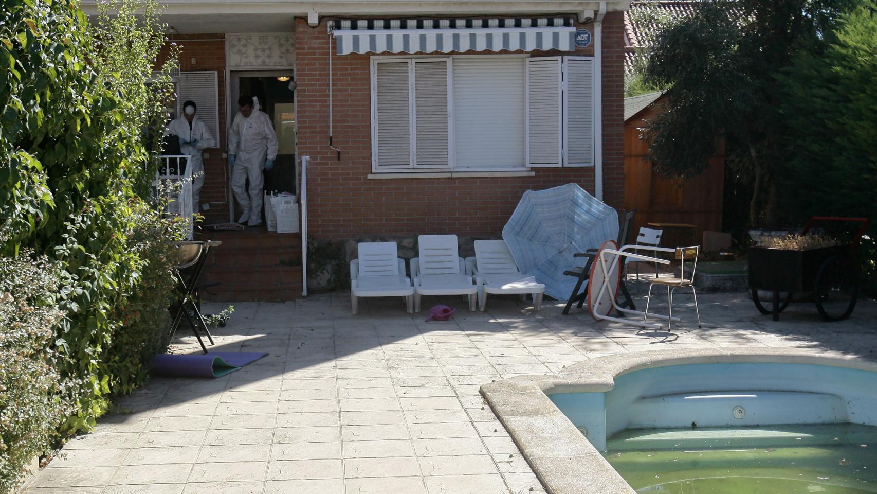 El chalet 594 de la urbanización La Arboleda es el lugar del crimen