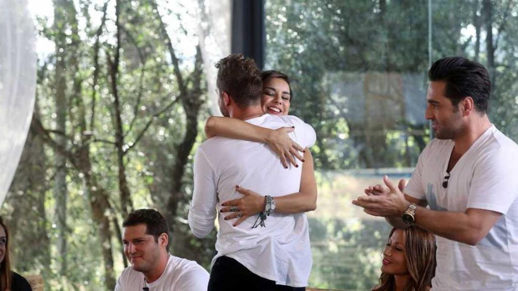 El abrazo de Bisbal y Chenoa: primeras imágenes de 'OT: El reencuentro'