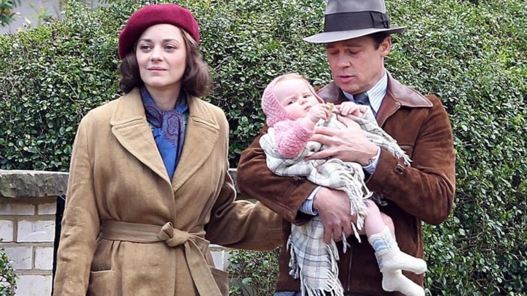 Marion Cotillard y Pitt en el rodaje de Allied