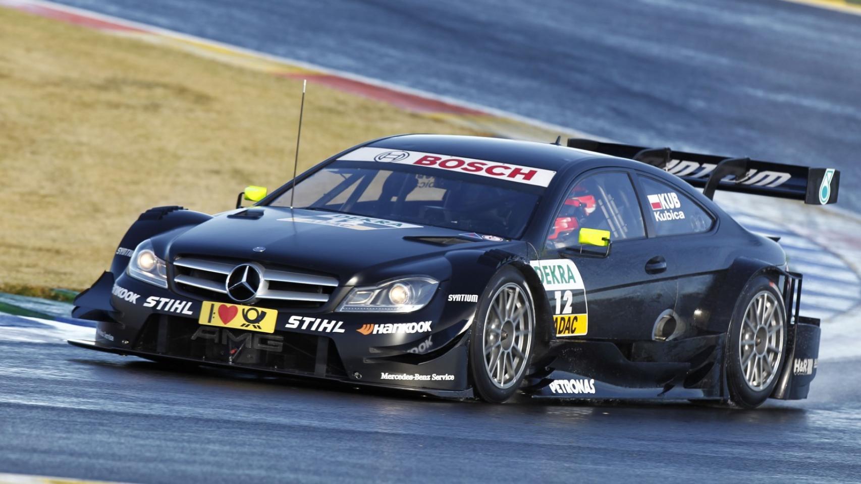 Mercedes le dio la oportunidad de probar un vehículo del DTM