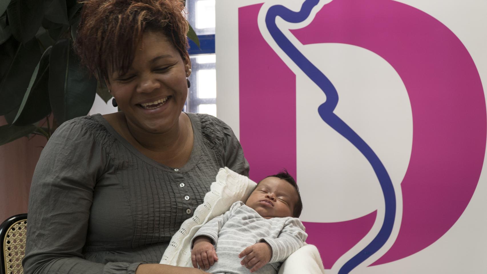 Ada y su bebé de un mes, Wilder.