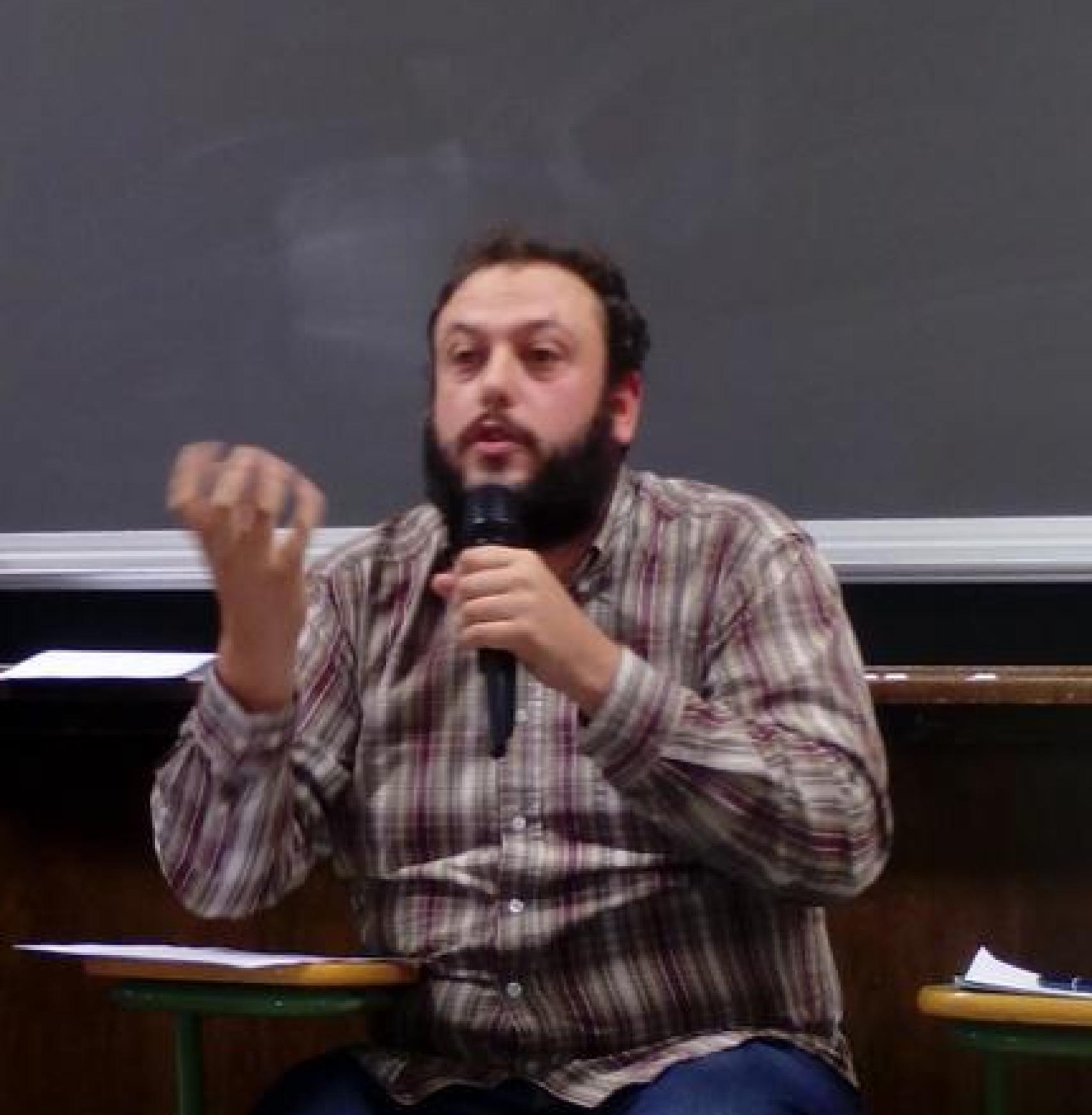 Guillermo Zapata, concejal de Madrid, durante la charla sobre la nueva cultura.