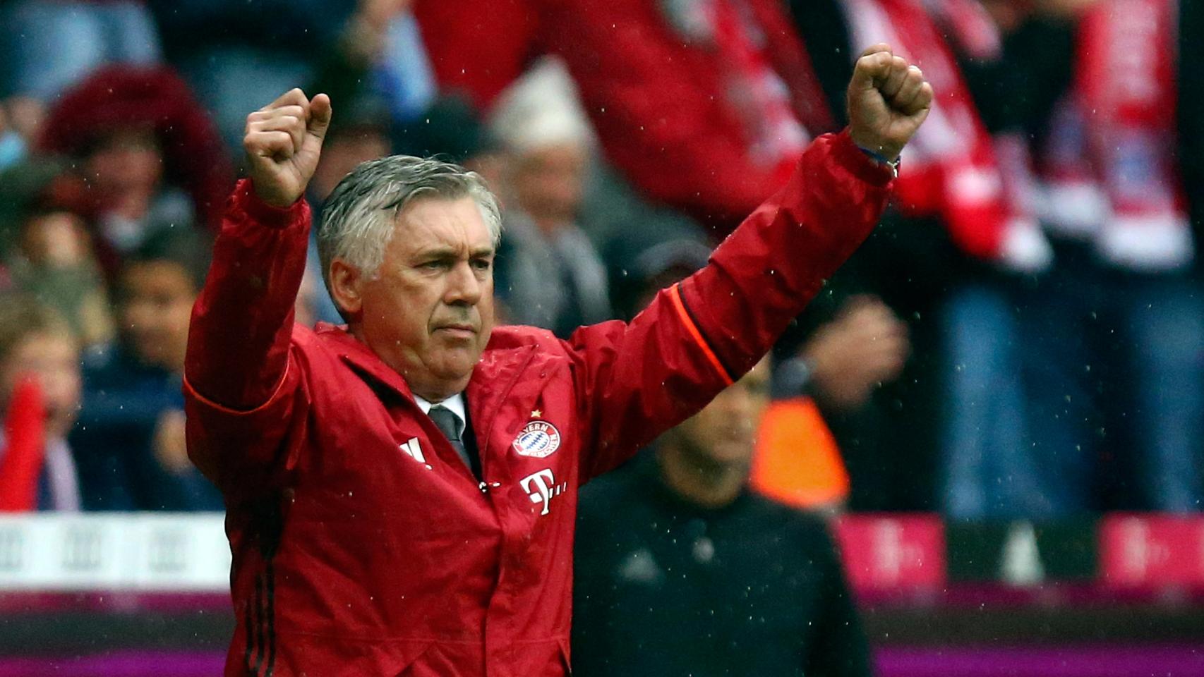 Ancelotti, durante un partido de la Bundesliga.