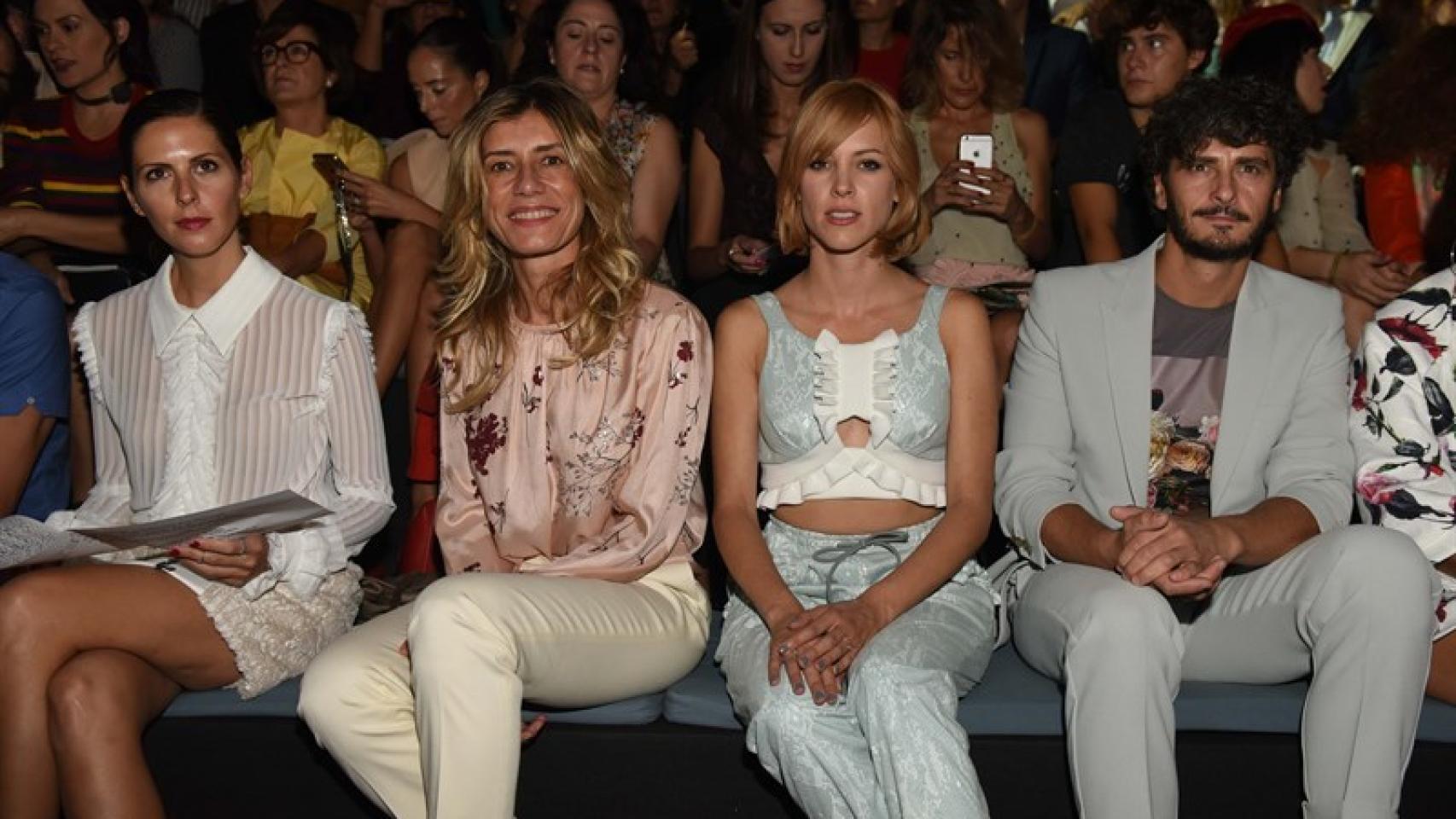 Begoña Gómez en el front row del desfile de Juanjo Oliva