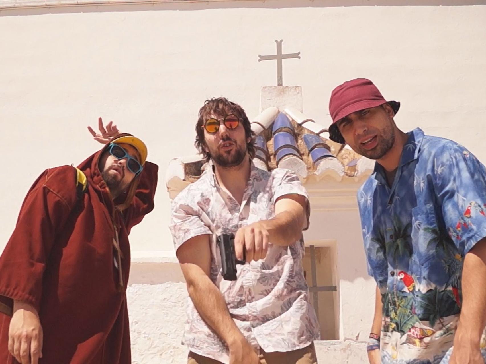 Sons of Aguirre. La única banda de rap de derechas es de coña.