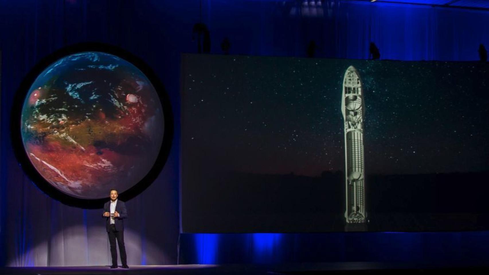 Elon Musk durante la presentación de su misión interplanetaria.