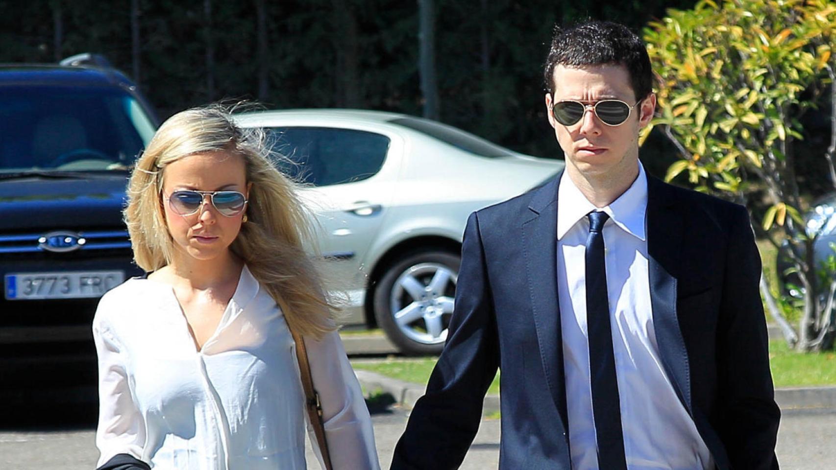 El hijo de Ana Rosa y Alfonso Rojo defenderá al periodista contra Podemos