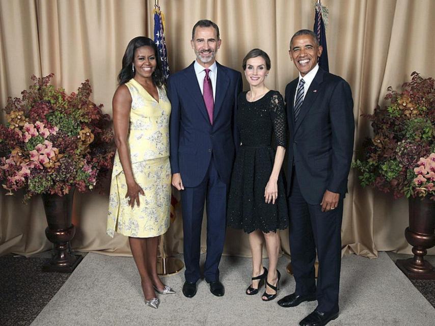 Los reyes con el matrimonio Obama durante su encuentro.
