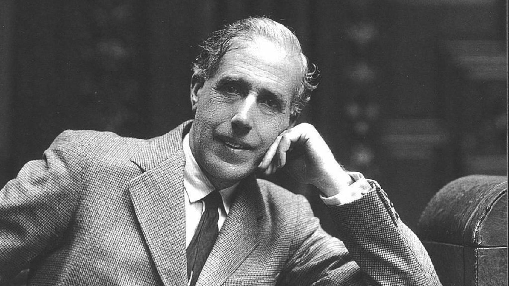 Tras la Guerra Civil, Julián Besteiro fue a la cárcel, donde murió.