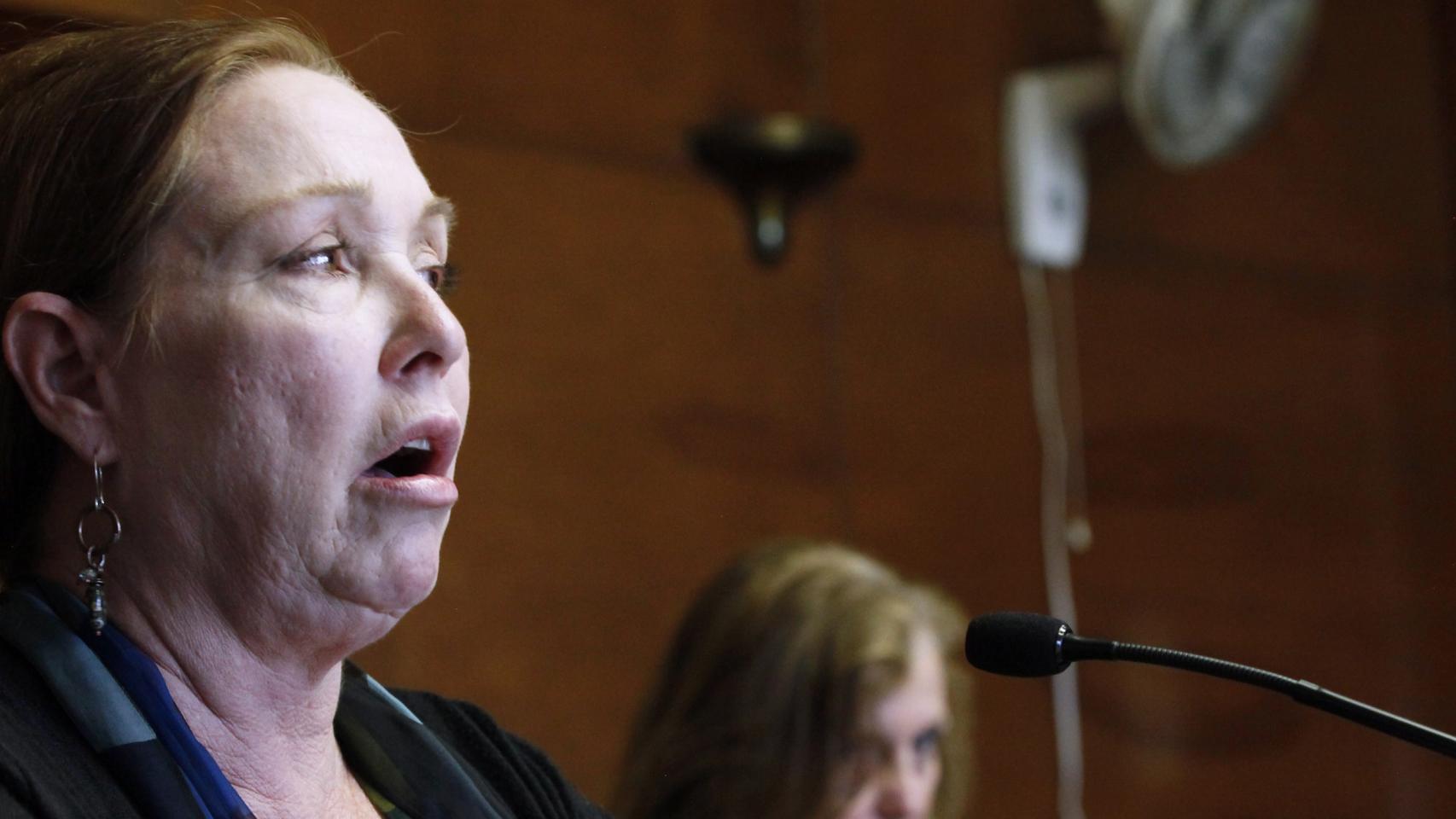 Debra Tate, hermana de Sharon, en 2013, rechaza la libertad para los encarcelados.