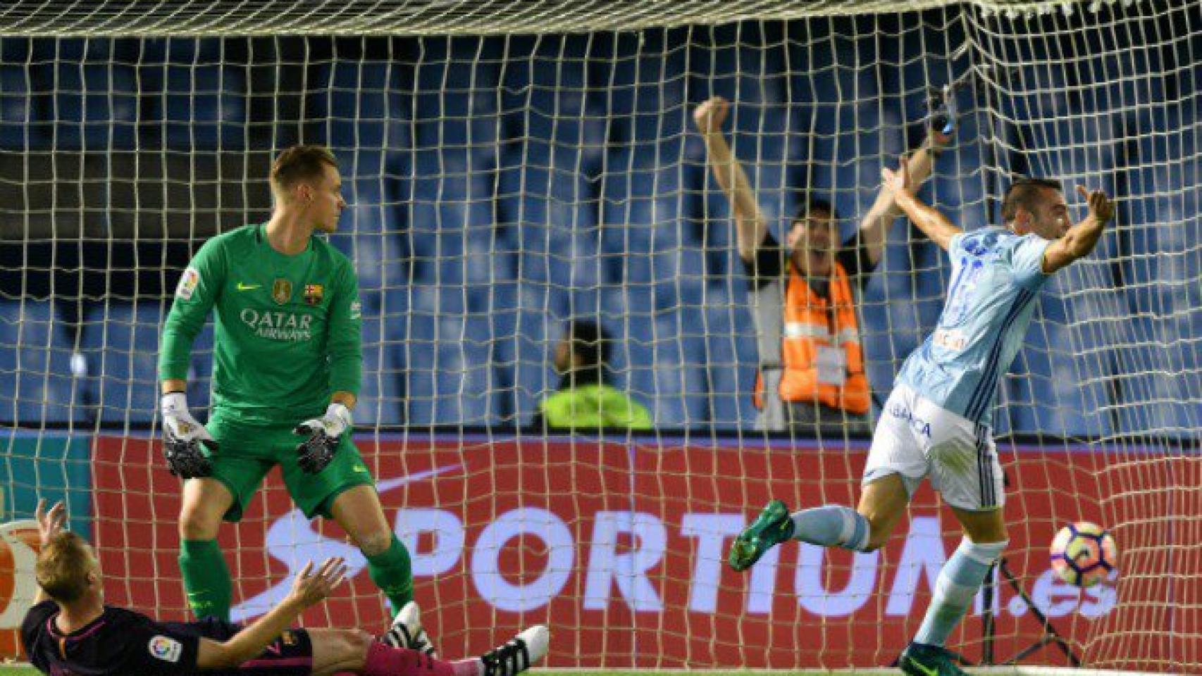 Ter Stegen y Mathieu asisten a un gol de Iago Aspas.