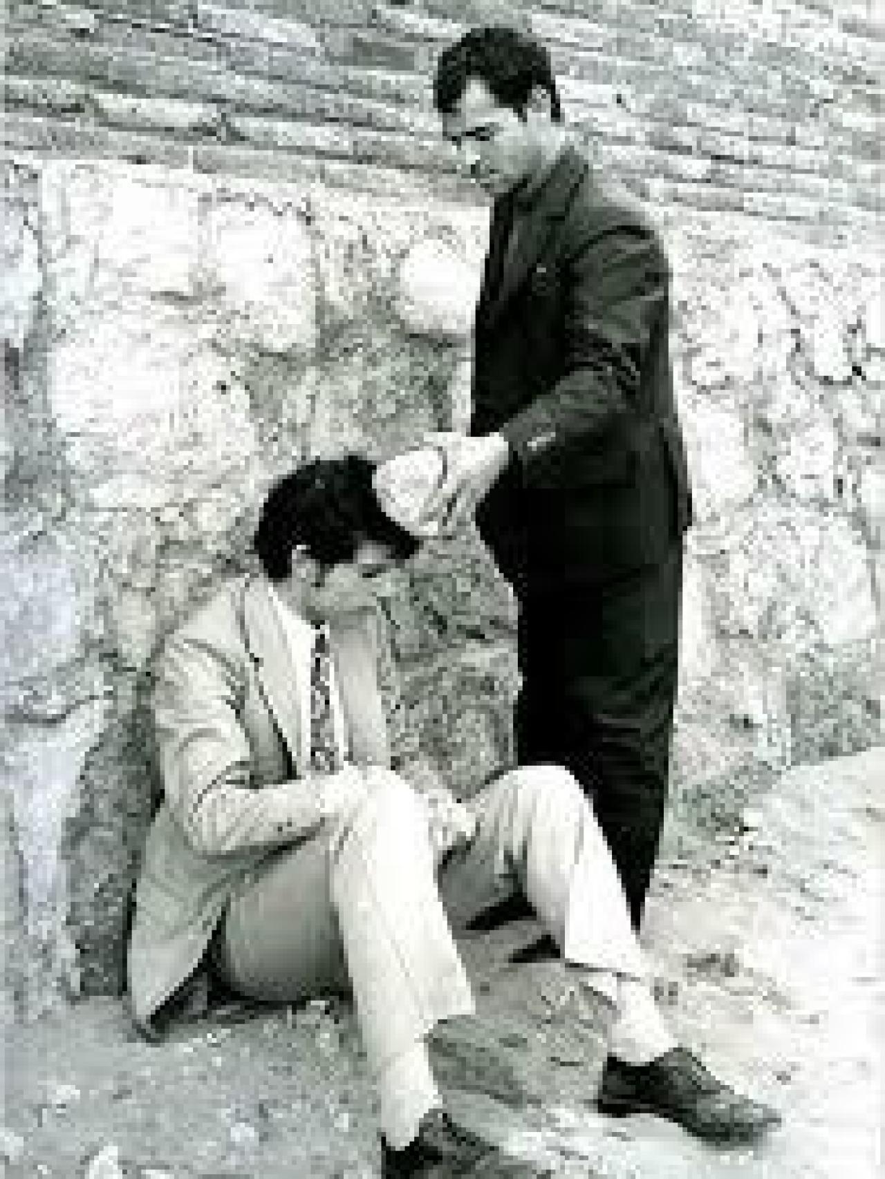 El Arropiero muestra a uno de los policías como mató a su primera víctima.