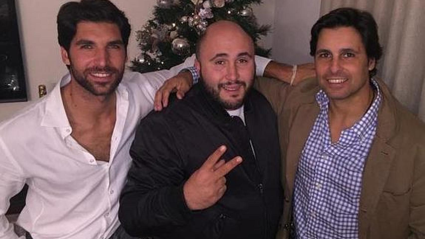 Cayetano, Kiko y Francisco mantienen una buena relación