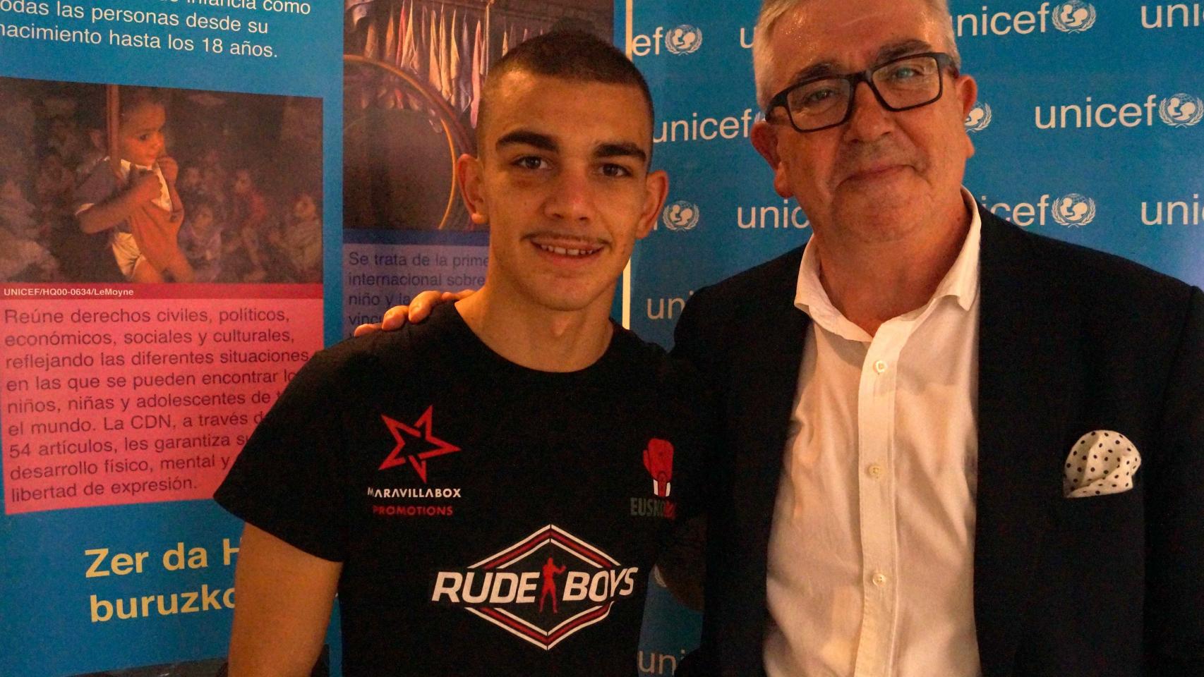 Jon Fernández en un acto de Unicef