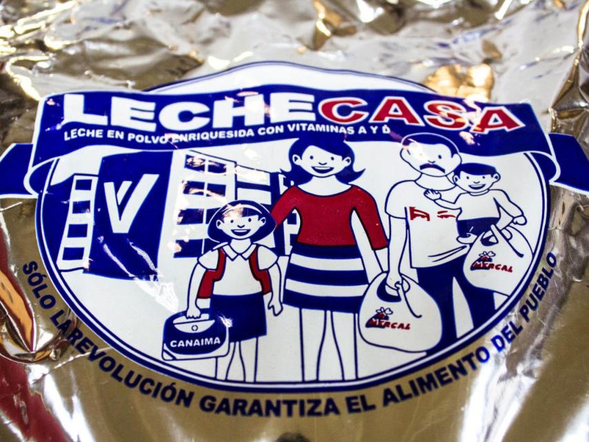 Leche de la empresa estatal De Casa.