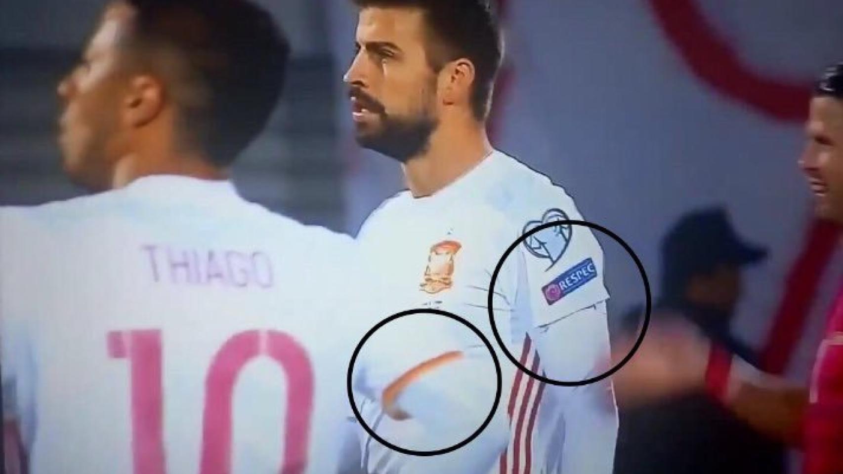 Aquí, las polémicas mangas.