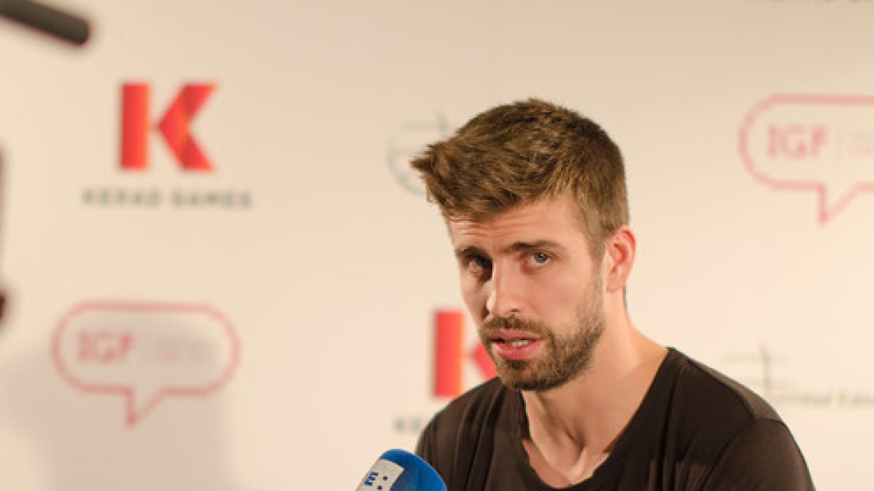 Piqué presenta un juego de su empresa digital Kerad Games.