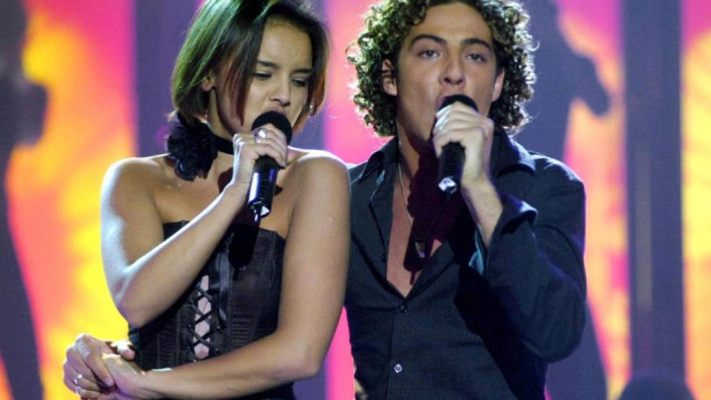Bisbal: Va a ser un honor volver a cantar 'Escondidos' junto a Chenoa