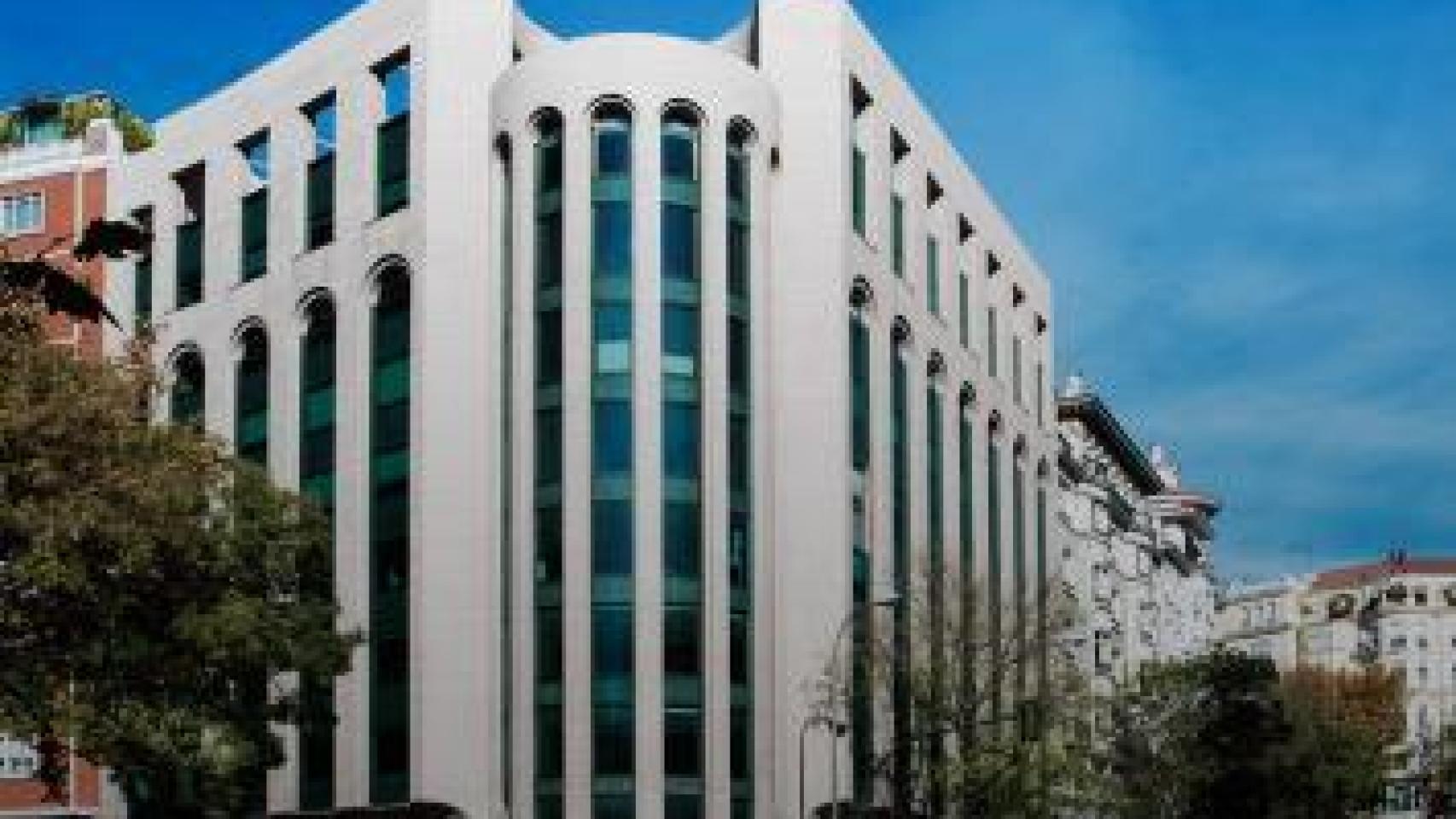 Edificio gestionado por Colonial en el Paseo de la Castellana de Madrid.