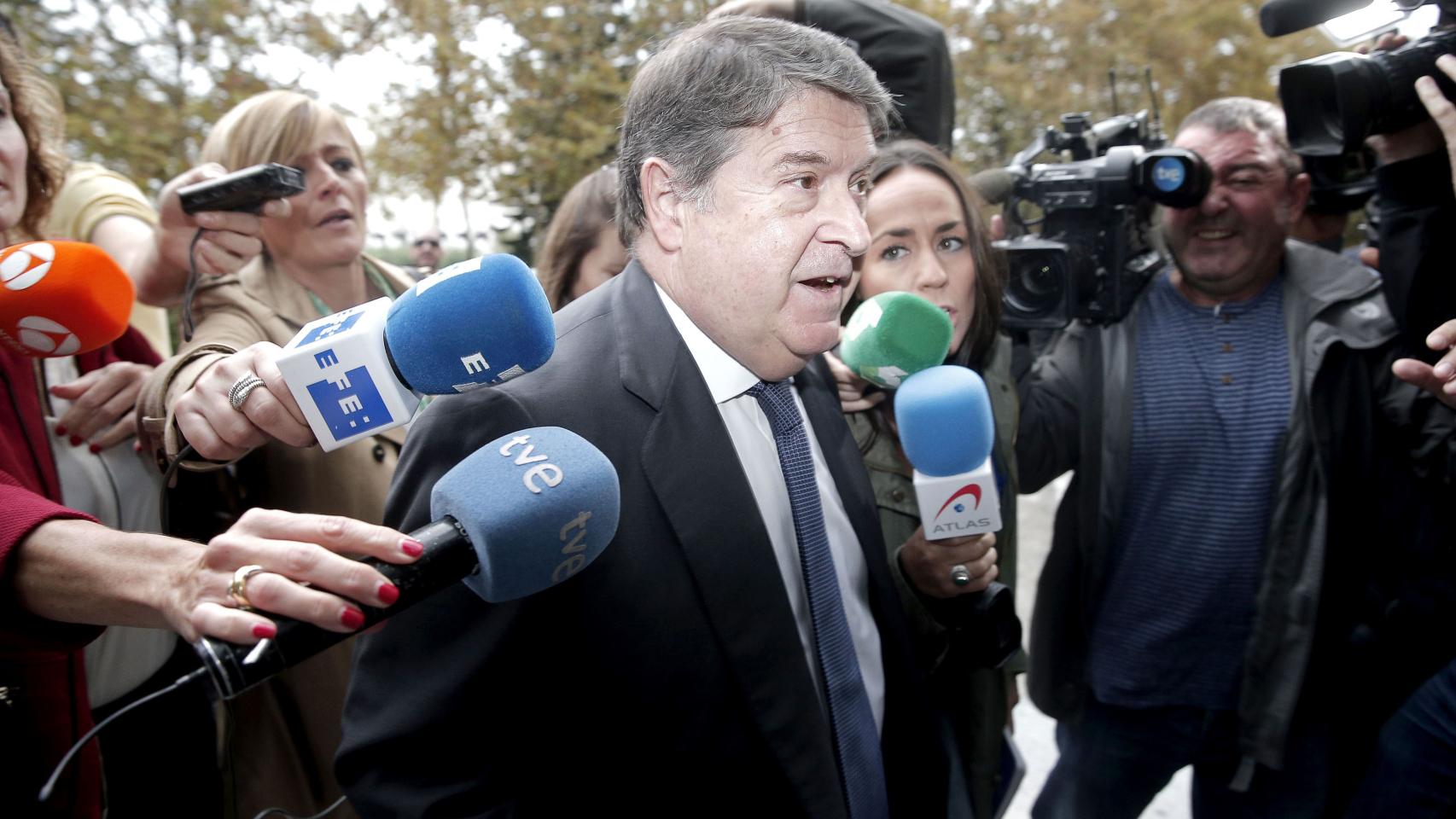 José Luis Olivas, a su llegada a la Ciudad de la Justicia.