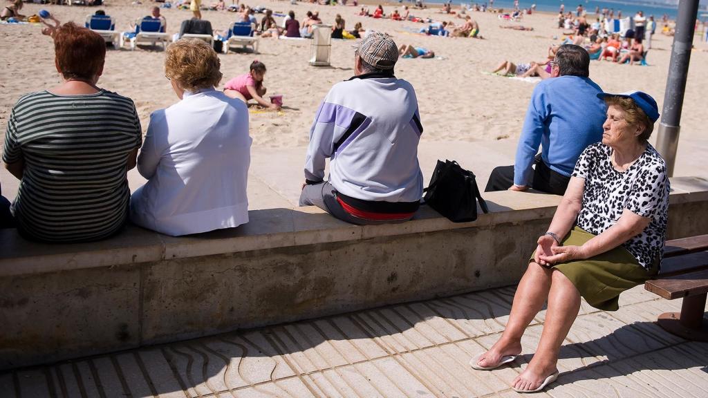Grupo de jubilados en Salou.
