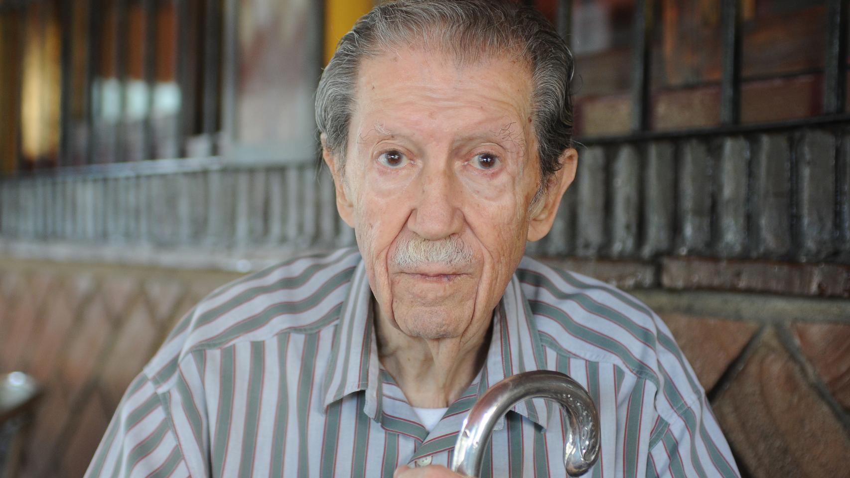 Manuel Alcántara, maestro de columnistas.