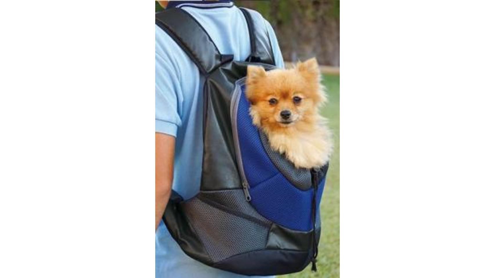 Mochila ajustable en varios colores.