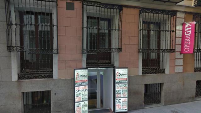 Fachada del gimnasio al que acude la madre de Letizia.