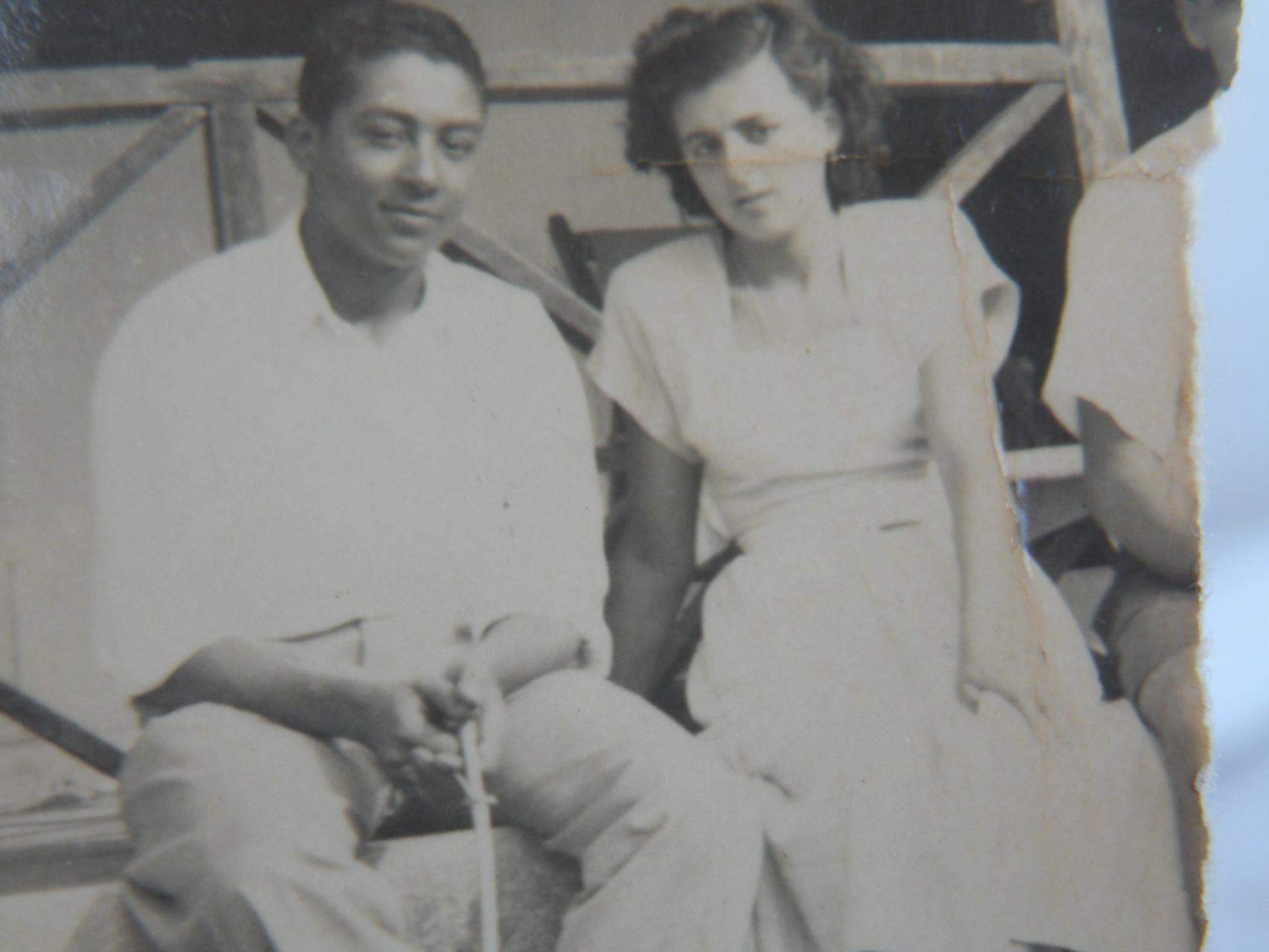 Armenia y Martín compartieron toda su infancia y juventud en Guinea colonial. Años 40.