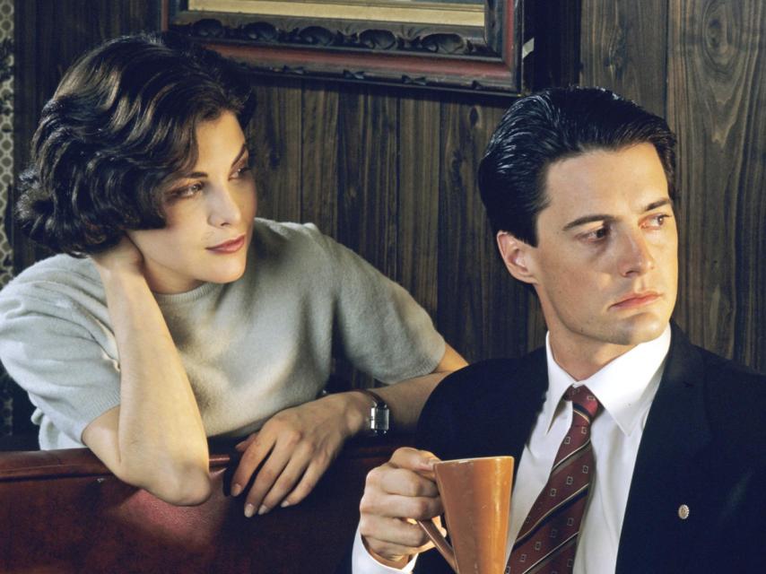 Audrey Horne y el agente especial Dale Cooper.