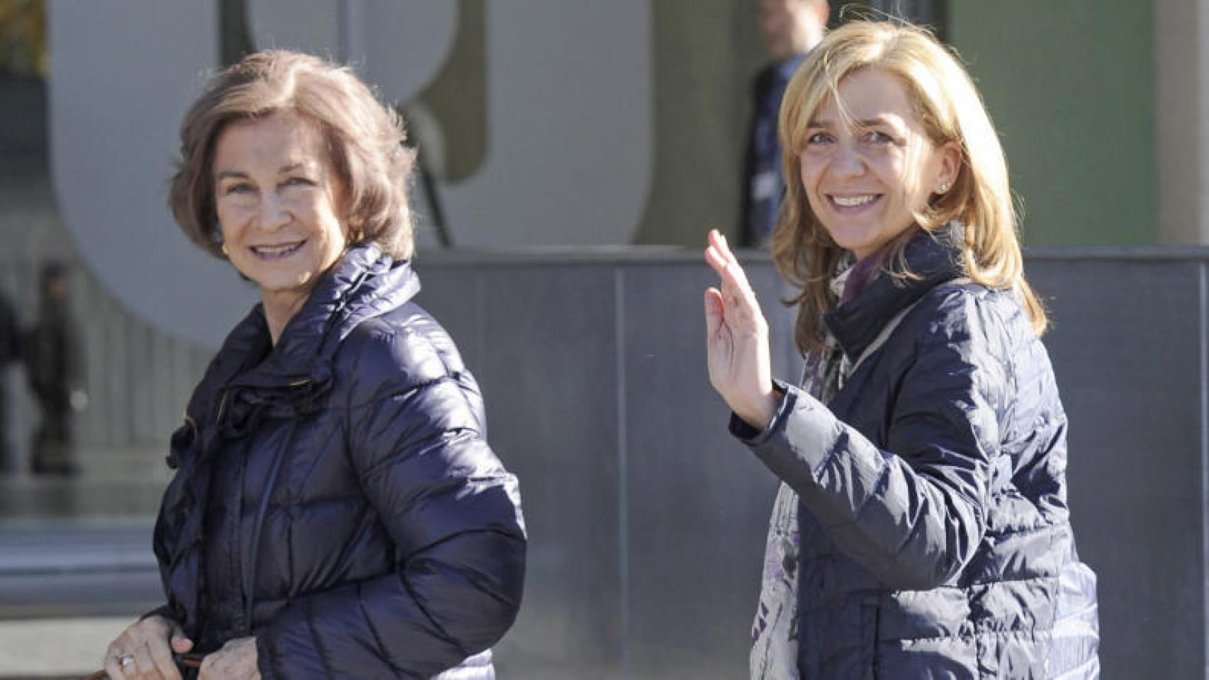 Doña Sofía siempre fue el gran apoyo de la infanta Cristina en los momentos más duros de la imputación por el Caso Nóos.