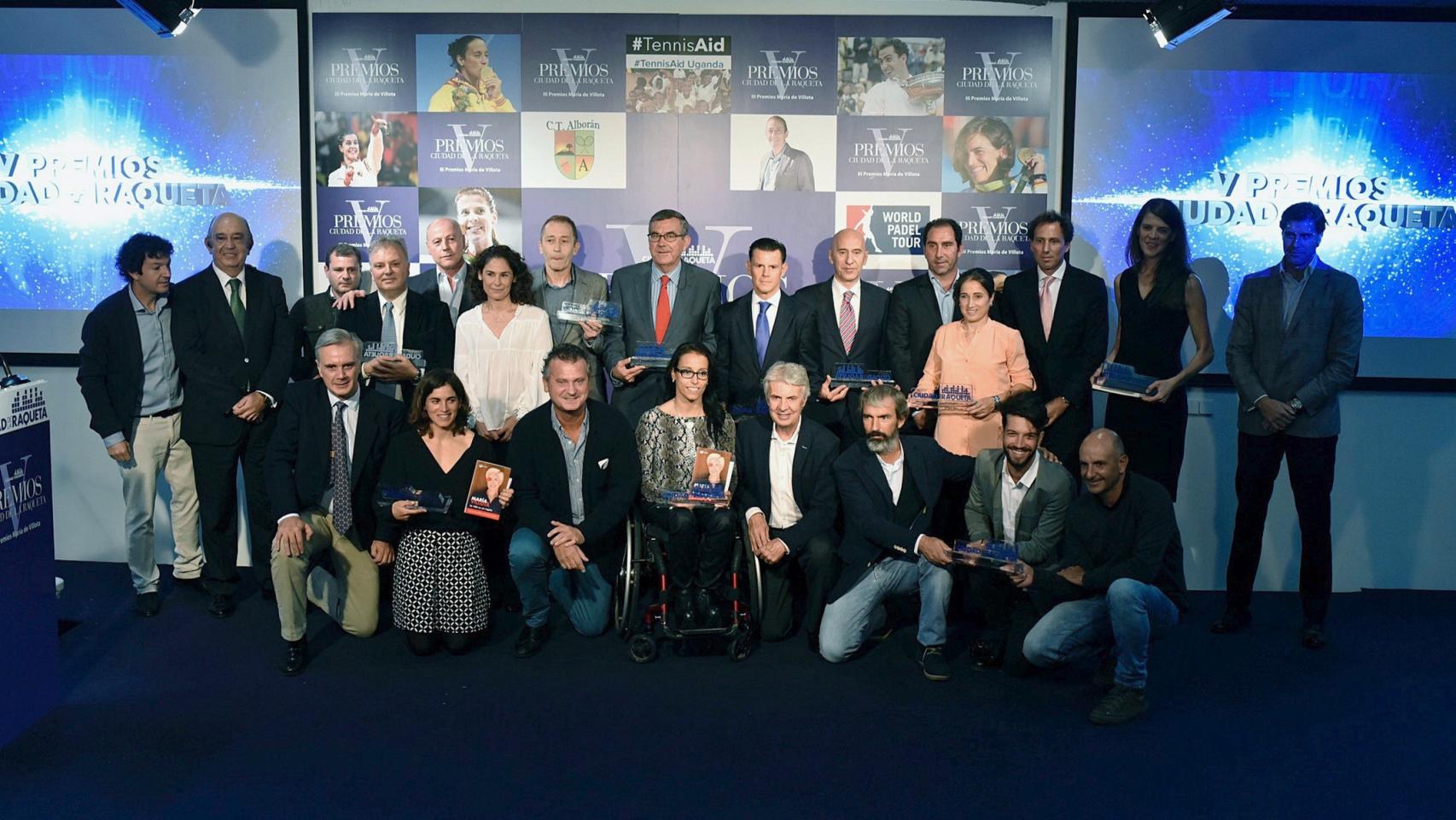 Todos los galardonados en los premios Ciudad de la Raqueta y María de Villota.