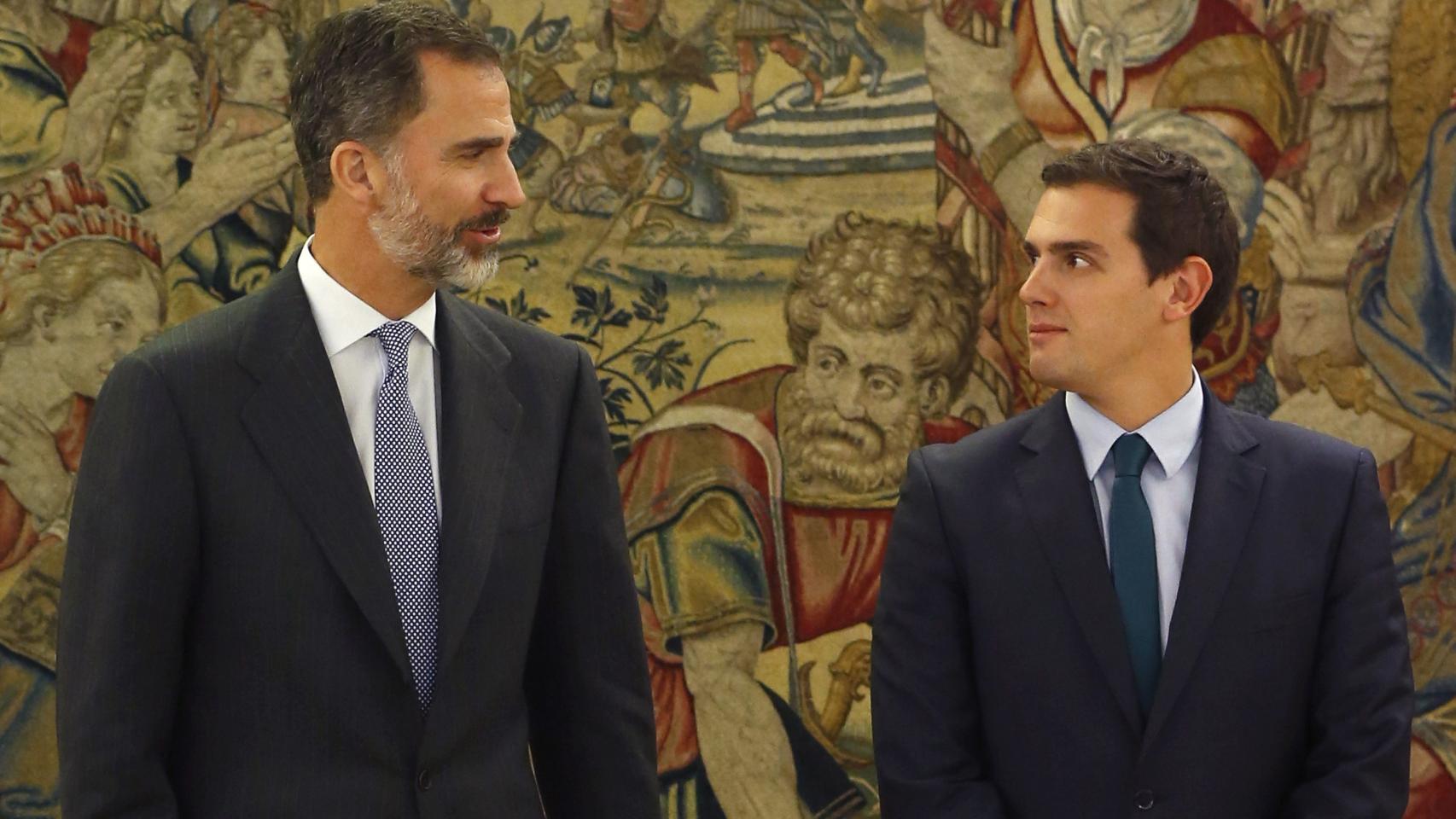 El rey Felipe recibe al líder de C's, Albert Rivera
