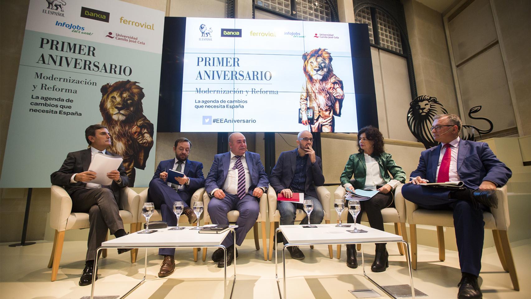 De izquierda a derecha: Pedro Saura, Francisco de la Torre, Xavier Salvador, Nacho Álvarez, Matilde Asián y John Müller.