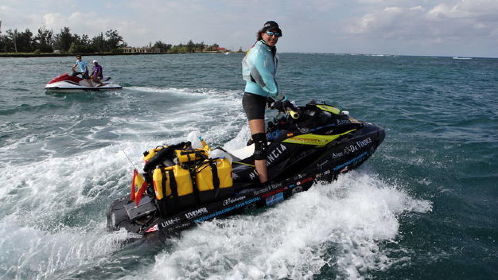 El hermano de Jaime de Marichalar en su moto de agua