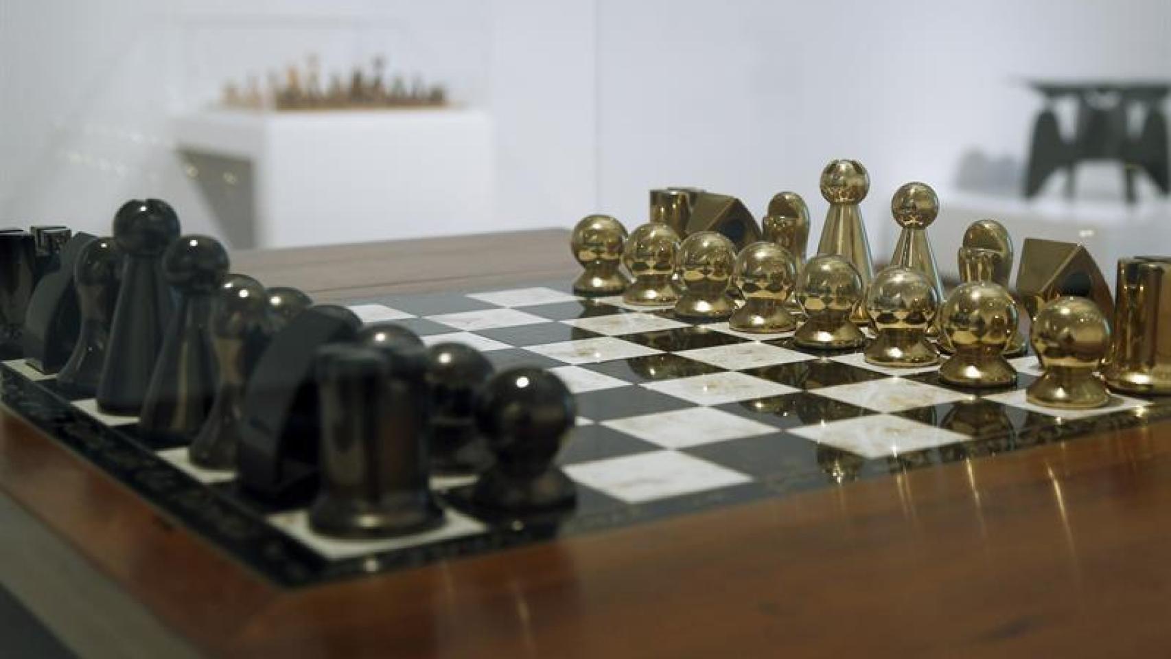 Ajedrez de Man Ray, de 1962.