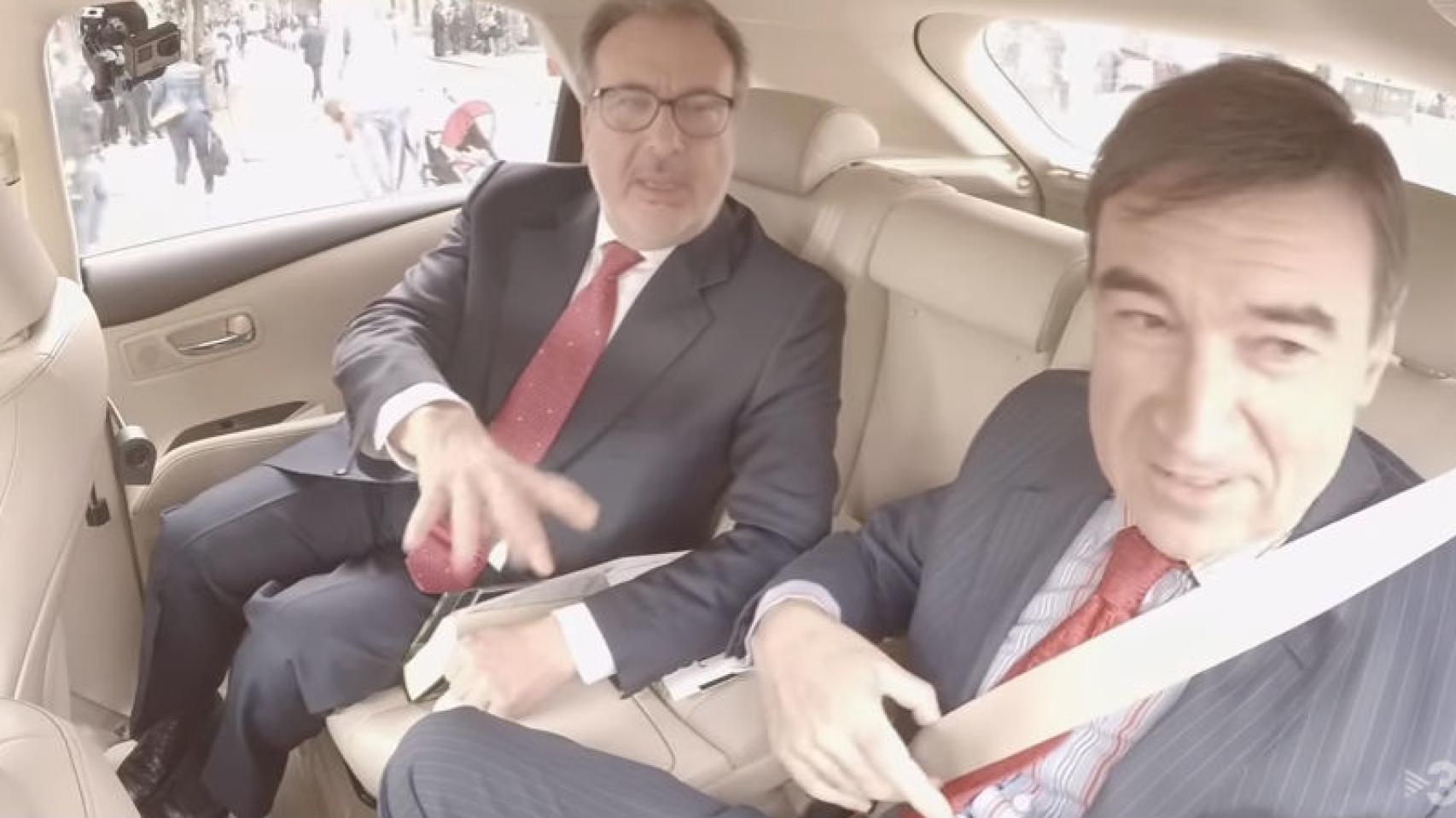 Josep Cuní y Pedro J. en un momento de la entrevista.