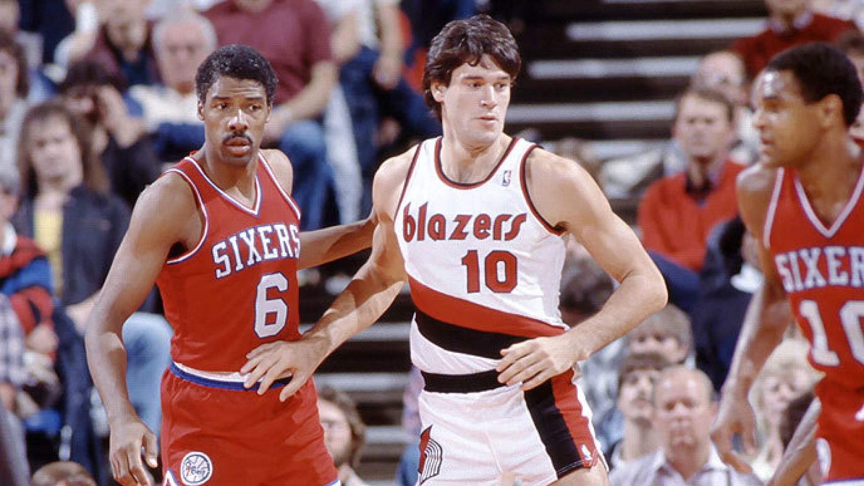 Julius Erving y Fernando Martín en un Sixers-Blazers.