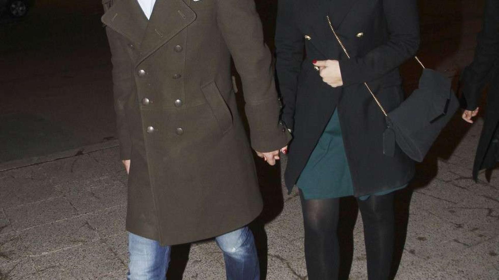 Curi Gallardo y Chenoa de paseo en 2013