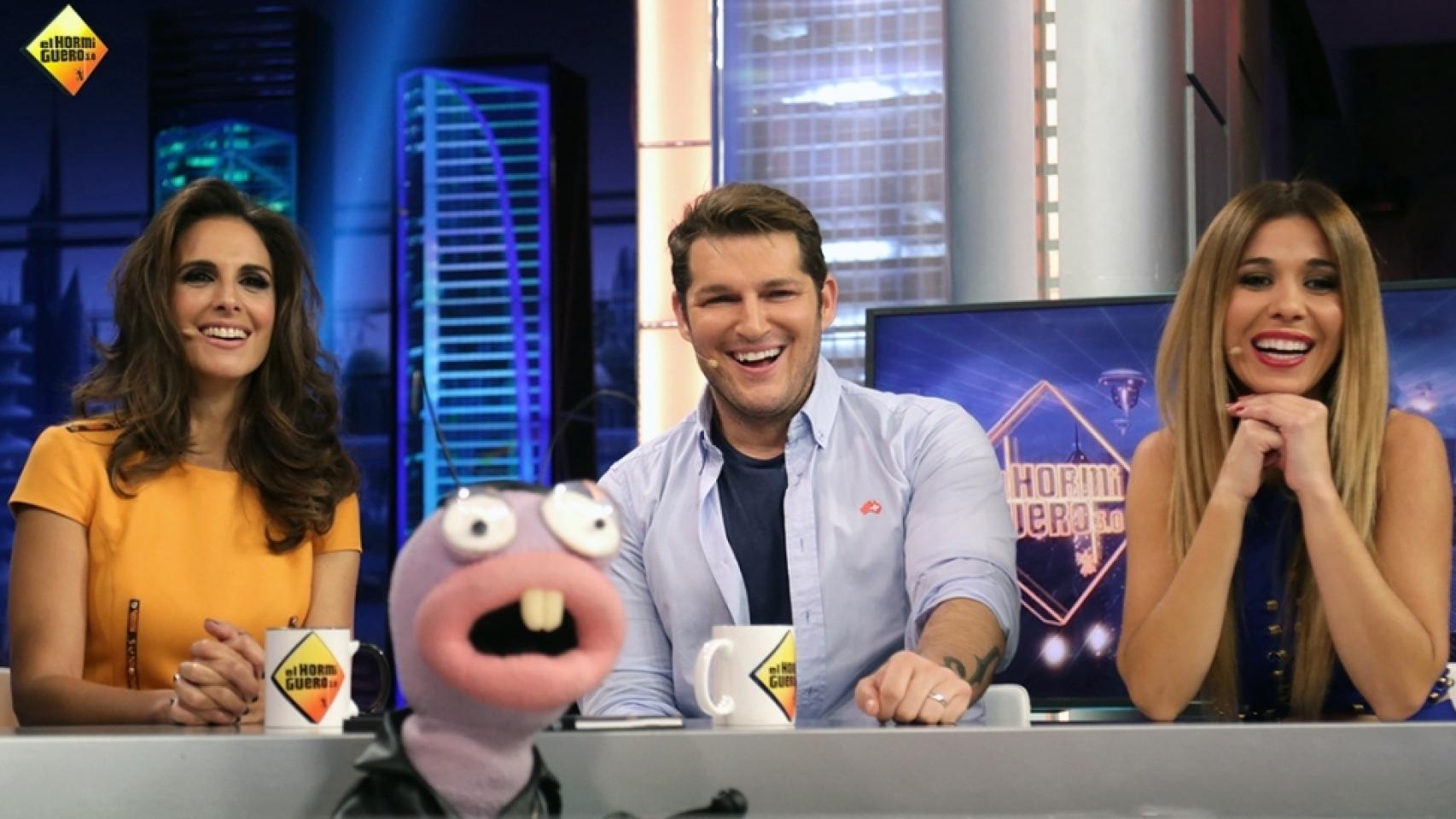 Nuria Fergó, Manu Tenorio y Natalia.