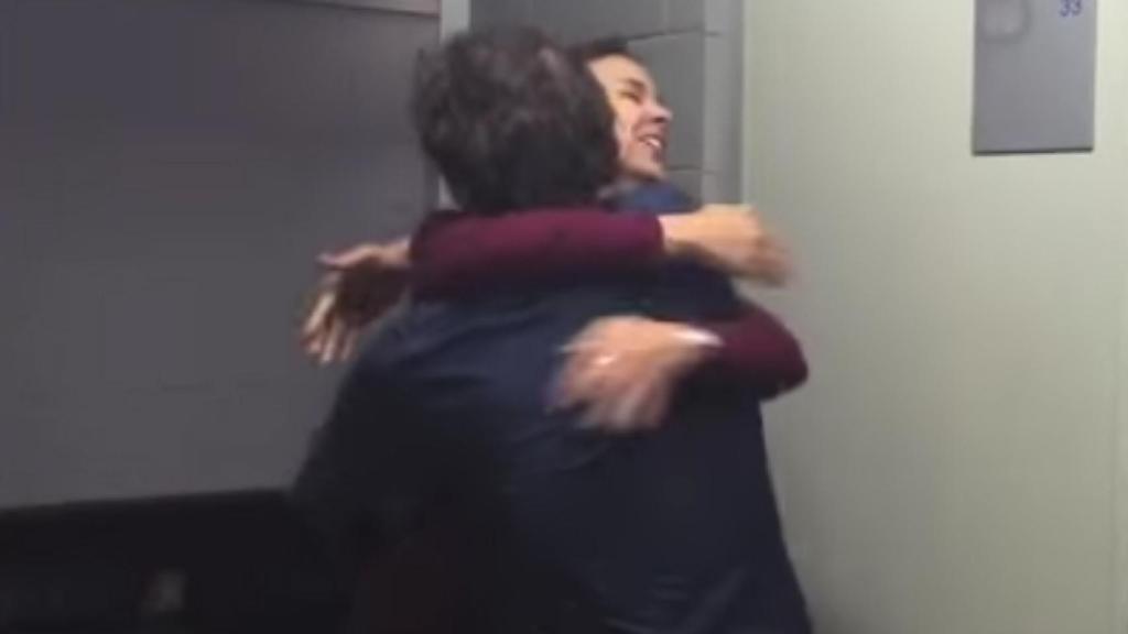 Manel Fuentes y Chenoa parodian la cobra del concierto de 'OT: el reencuentro'